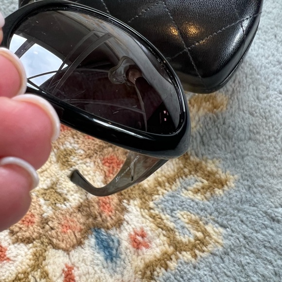 Authentic Chanel sunglasses CC Camellia 🌺 5113 - Picture 6 of 8